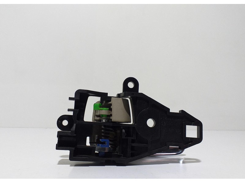 Recambio de maneta interior trasera derecha para mitsubishi outlander (cw0) kaiteki 4wd referencia OEM IAM MN105360 60311 