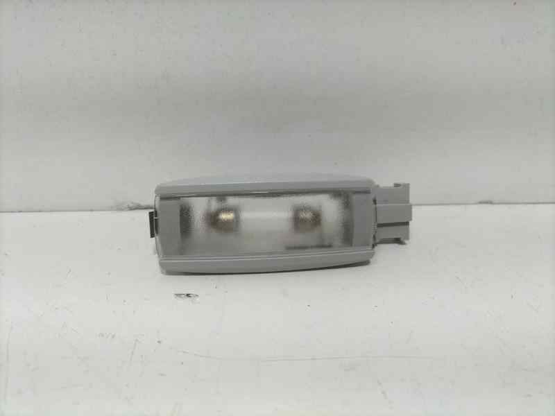 Recambio de luz interior para seat leon (5f1) reference referencia OEM IAM  83728 