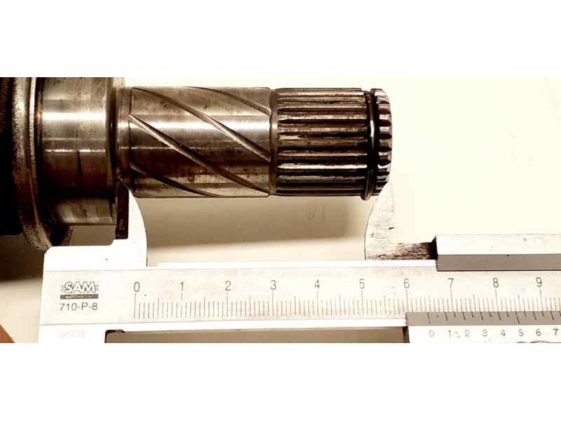 Recambio de transmision delantera izquierda para renault clio iii confort expression referencia OEM IAM 8200408417 42708 