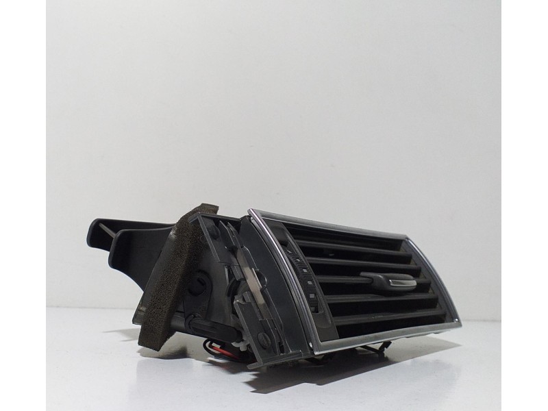 Recambio de rejilla aireadora para audi a6 avant (4f5) 3.0 tdi quattro referencia OEM IAM 4F1820902B 67324 