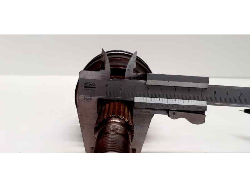 Recambio de transmision delantera izquierda para renault clio iii confort expression referencia OEM IAM 8200408417 42708 