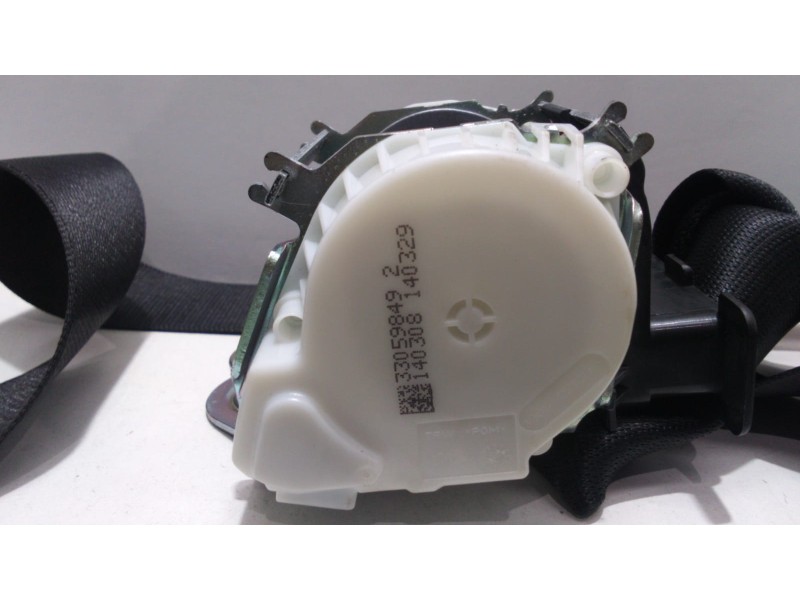 Recambio de cinturon seguridad delantero derecho para bmw serie 1 berlina (e81/e87) 118d referencia OEM IAM 33059849 48409 