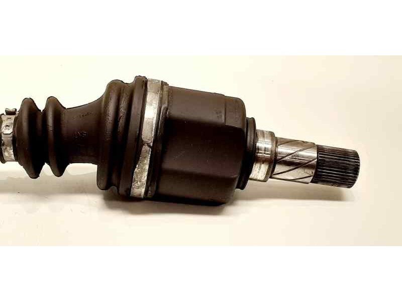 Recambio de transmision delantera izquierda para renault megane ii berlina 5p confort authentique referencia OEM IAM 8200330413 