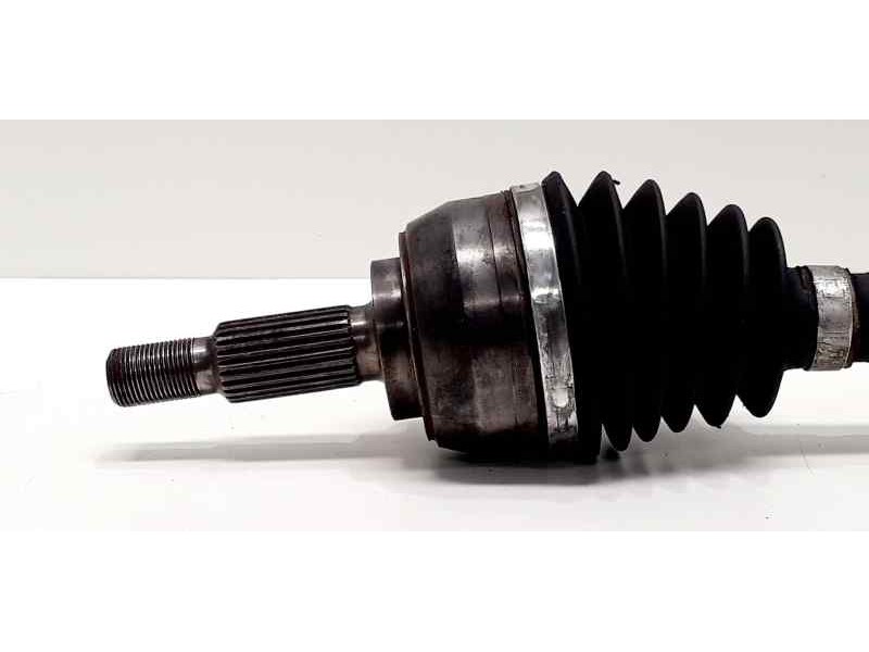 Recambio de transmision delantera izquierda para renault megane ii berlina 5p confort authentique referencia OEM IAM 8200330413 