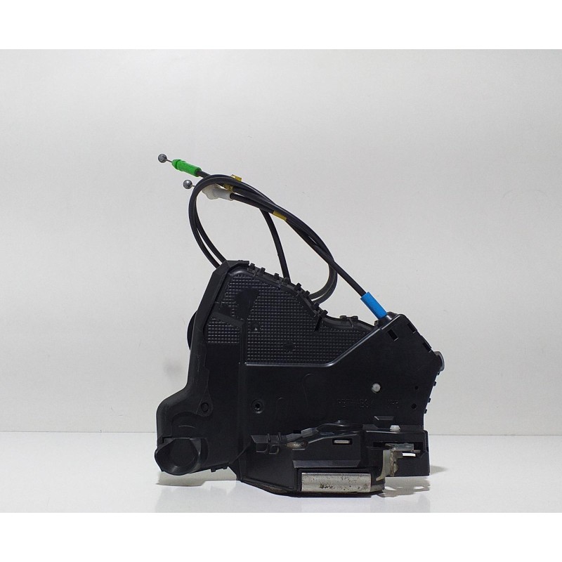 Recambio de cerradura puerta delantera derecha para toyota auris hybrid active referencia OEM IAM A046693 67223 