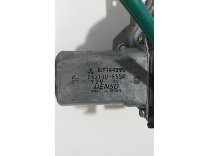 Recambio de elevalunas delantero derecho para mitsubishi montero sport (k90) 2.5 td gls plus referencia OEM IAM MR144596 67350  Recambio de elevalunas delantero derecho para mitsubishi montero sport (k90) 2.5 td gls plus referencia OEM IAM MR144596 67350