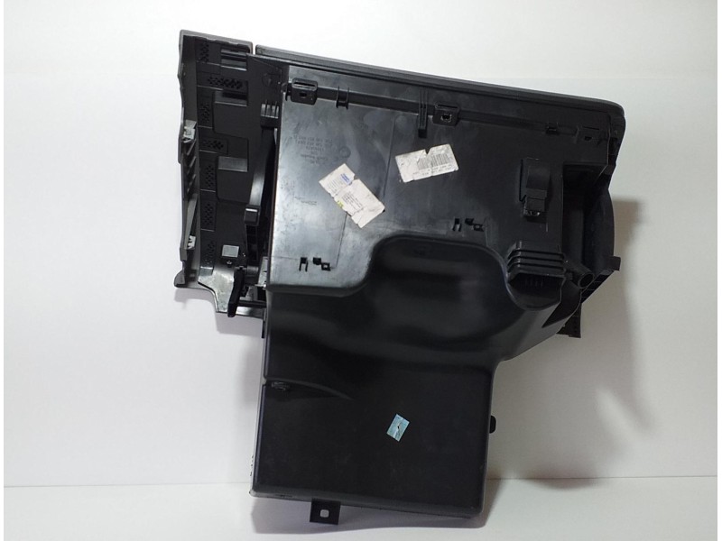 Recambio de guantera para skoda rapid style referencia OEM IAM 5JB857097E 74021 R
