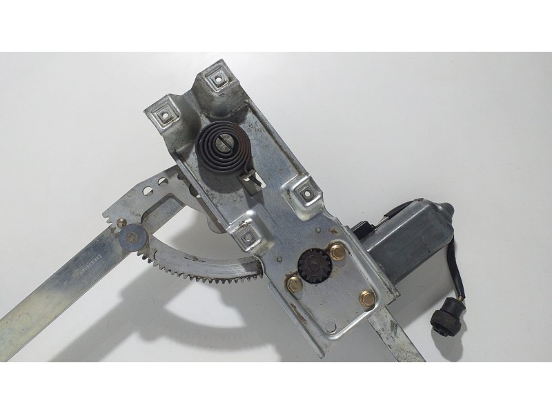 Recambio de elevalunas trasero izquierdo para land rover discovery (salljg/lj) tdi (5-ptas.) referencia OEM IAM 68023704 67351 