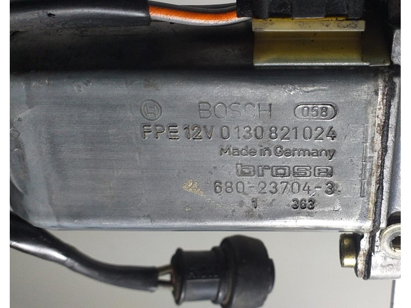 Recambio de elevalunas trasero izquierdo para land rover discovery (salljg/lj) tdi (5-ptas.) referencia OEM IAM 68023704 67351 