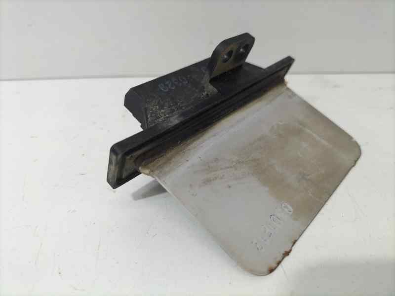 Recambio de resistencia calefaccion para nissan terrano/terrano.ii (r20) comfort referencia OEM IAM 3U610 83068 
