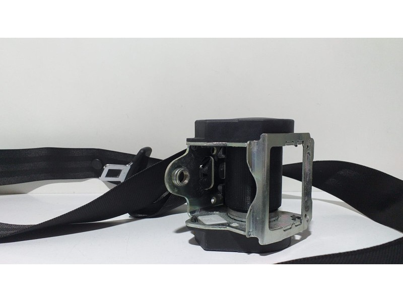 Recambio de cinturon seguridad trasero derecho para seat leon (1p1) comfort limited referencia OEM IAM 1P0857806A 67368  Recambio de cinturon seguridad trasero derecho para seat leon (1p1) comfort limited referencia OEM IAM 1P0857806A 67368