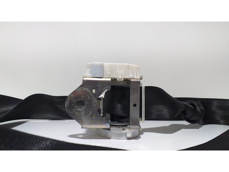 Recambio de cinturon seguridad trasero derecho para audi a3 sportback (8p) 1.6 ambiente referencia OEM IAM 8P0857805 67373  Recambio de cinturon seguridad trasero derecho para audi a3 sportback (8p) 1.6 ambiente referencia OEM IAM 8P0857805 67373