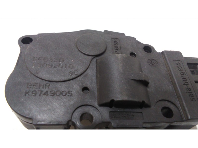 Recambio de motor apertura trampillas climatizador para audi a4 avant (8k5) (2008) básico referencia OEM IAM EFB330 48472 