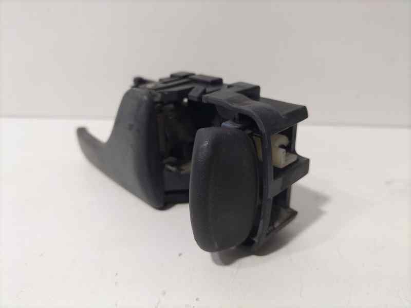 Recambio de maneta interior delantera derecha para nissan terrano/terrano.ii (r20) comfort referencia OEM IAM TD27T 83083 