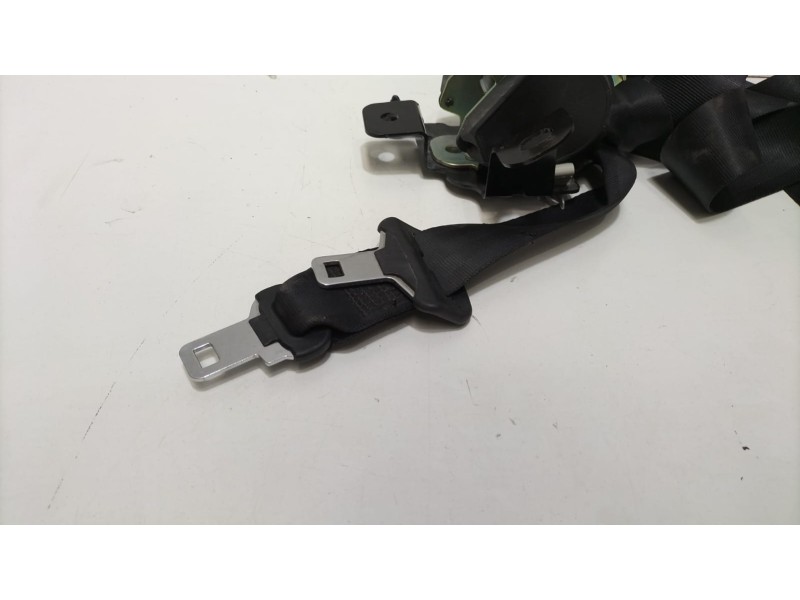 Recambio de cinturon seguridad trasero central para nissan qashqai (j10) acenta referencia OEM IAM 606161900 76966 