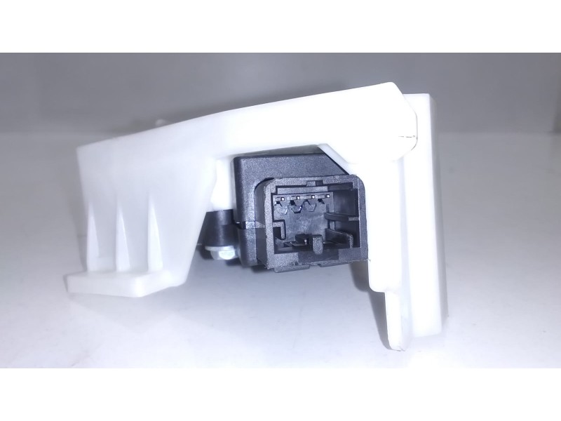 Recambio de motor apertura trampillas climatizador para audi a4 avant (8k5) (2008) básico referencia OEM IAM EFB330 48476 