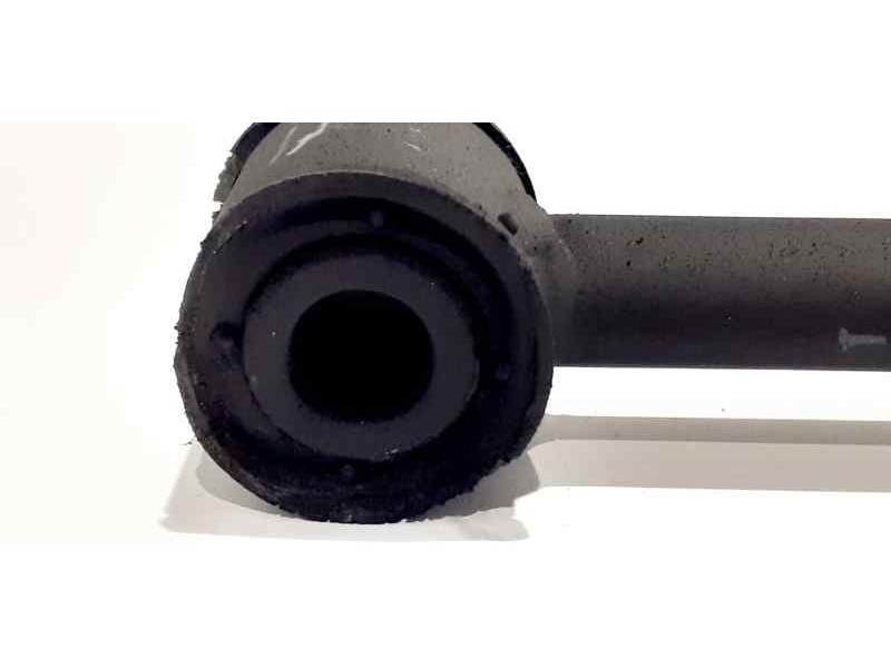 Recambio de brazo suspension superior trasero derecho para nissan x-trail (t30) comfort plus referencia OEM IAM YD22ETI 43749 