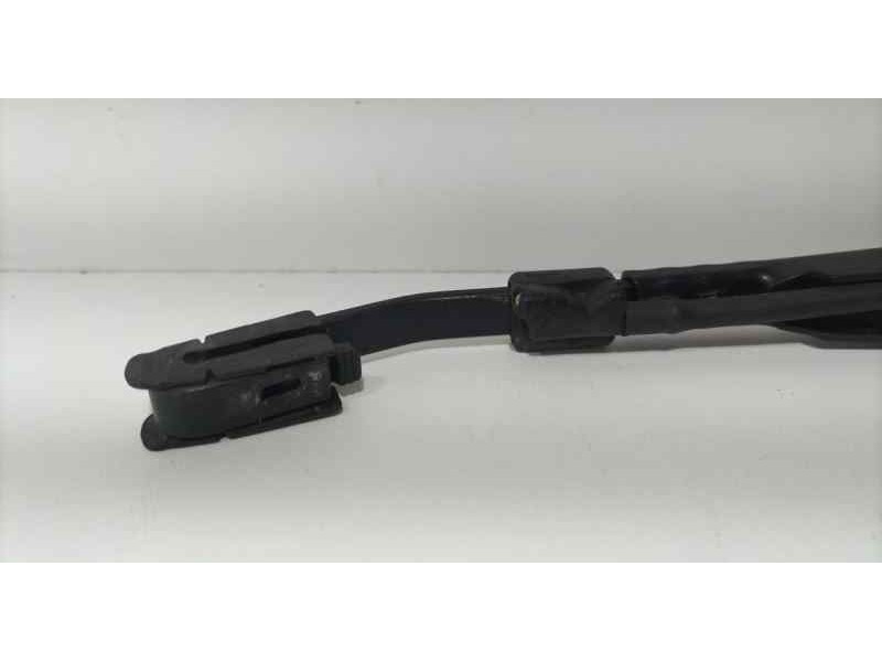 Recambio de brazo limpia trasero para citroën berlingo 1.9 d sx plus familiar referencia OEM IAM 1PORTON 86266 