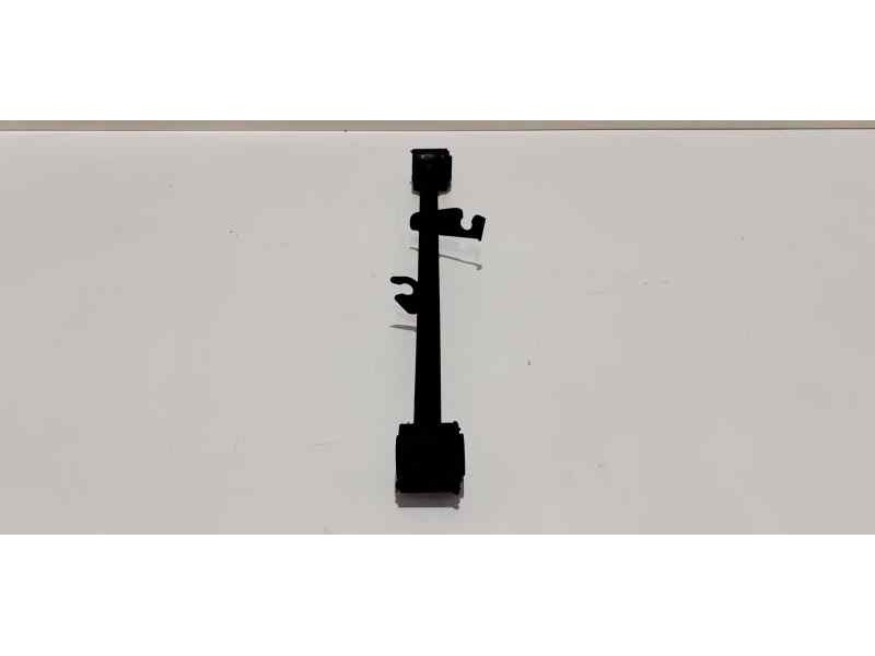 Recambio de brazo suspension superior trasero izquierdo para nissan x-trail (t30) comfort plus referencia OEM IAM  43750 