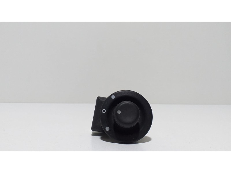 Recambio de mando retrovisor para nissan primastar (x83) combi, 6 plazas, batalla corta referencia OEM IAM 8200002442A 56684 