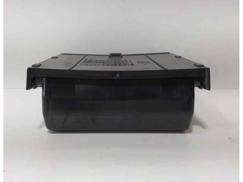 Recambio de cenicero para citroën berlingo 1.9 d sx plus familiar referencia OEM IAM WJY 86270 