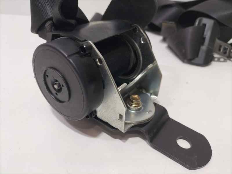 Recambio de cinturon seguridad trasero derecho para mg mg zr 100 d referencia OEM IAM EVL105420PMA 83041 