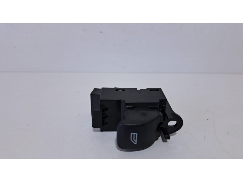 Recambio de mando elevalunas delantero derecho para volvo xc60 2.4 diesel cat referencia OEM IAM 31272012 76942 