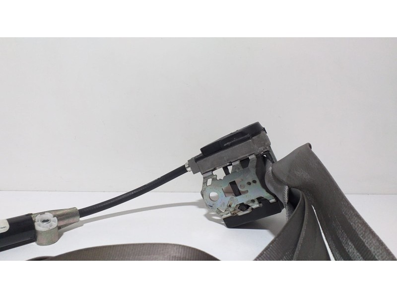Recambio de cinturon seguridad delantero derecho para seat alhambra (7v9) kids referencia OEM IAM 7M3857706 67388 