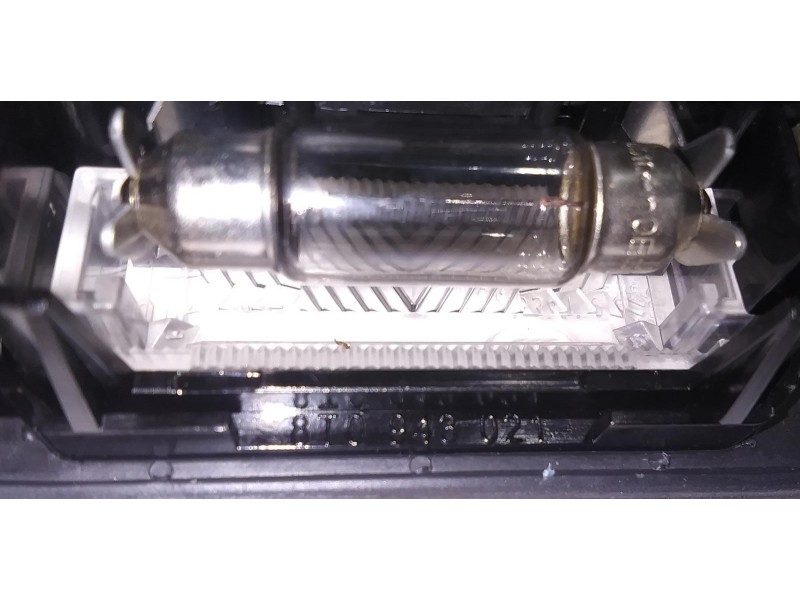 Recambio de piloto matricula para audi a4 avant (8k5) (2008) básico referencia OEM IAM 8T0943021 48493 