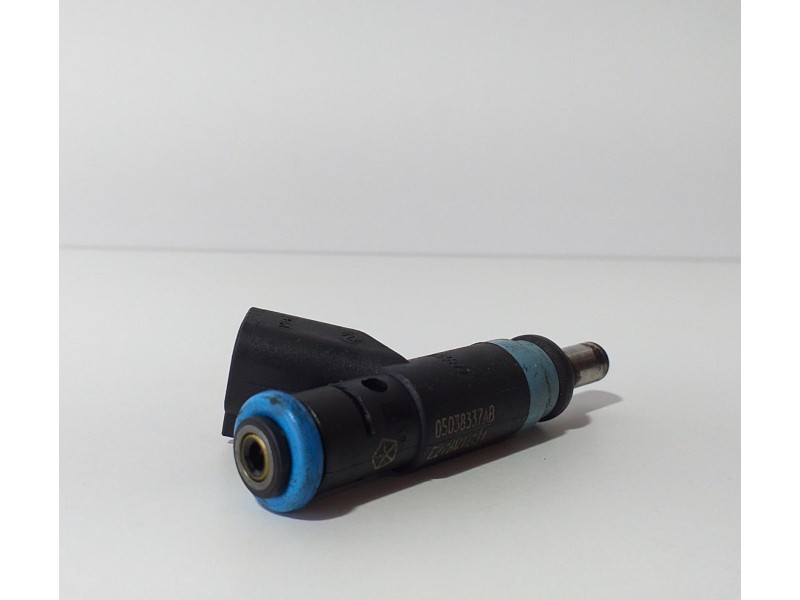 Recambio de inyector para chrysler jeep gr.cherokee (wk) referencia OEM IAM 05038337AB 74080 R Recambio de inyector para chrysler jeep gr.cherokee (wk) referencia OEM IAM 05038337AB 74080 R