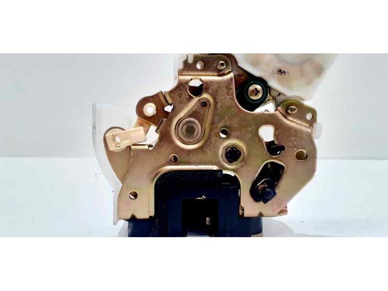 Recambio de cerradura puerta trasera izquierda para nissan x-trail (t30) comfort plus referencia OEM IAM 80553AA300 43771 