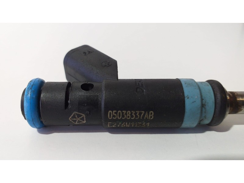 Recambio de inyector para chrysler jeep gr.cherokee (wk) referencia OEM IAM 05038337AB 74080 R Recambio de inyector para chrysler jeep gr.cherokee (wk) referencia OEM IAM 05038337AB 74080 R