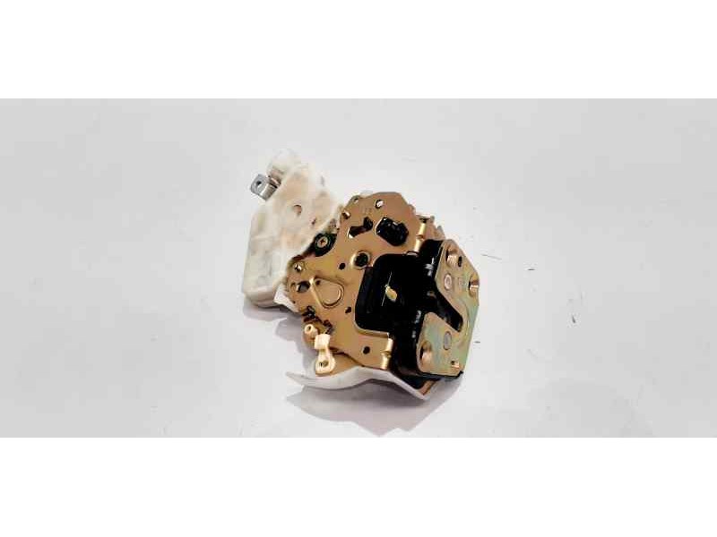 Recambio de cerradura puerta trasera izquierda para nissan x-trail (t30) comfort plus referencia OEM IAM 80553AA300 43771 