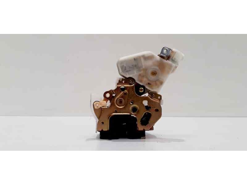 Recambio de cerradura puerta trasera izquierda para nissan x-trail (t30) comfort plus referencia OEM IAM 80553AA300 43771 