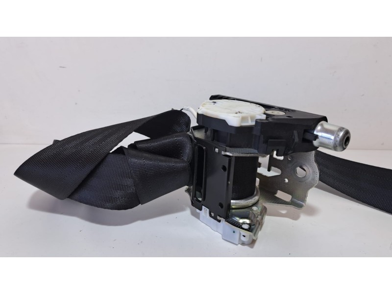 Recambio de cinturon seguridad trasero derecho para volvo xc60 2.4 diesel cat referencia OEM IAM 39801843 77003 