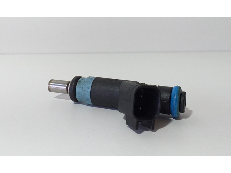 Recambio de inyector para chrysler jeep gr.cherokee (wk) referencia OEM IAM 05038337AB 74082 R Recambio de inyector para chrysler jeep gr.cherokee (wk) referencia OEM IAM 05038337AB 74082 R