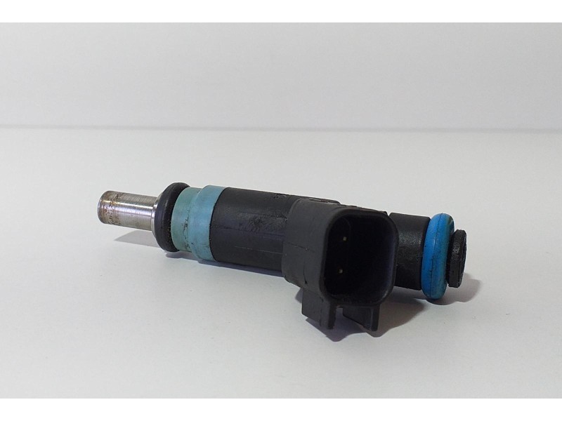 Recambio de inyector para chrysler jeep gr.cherokee (wk) referencia OEM IAM 05038337AB 74083 R Recambio de inyector para chrysler jeep gr.cherokee (wk) referencia OEM IAM 05038337AB 74083 R