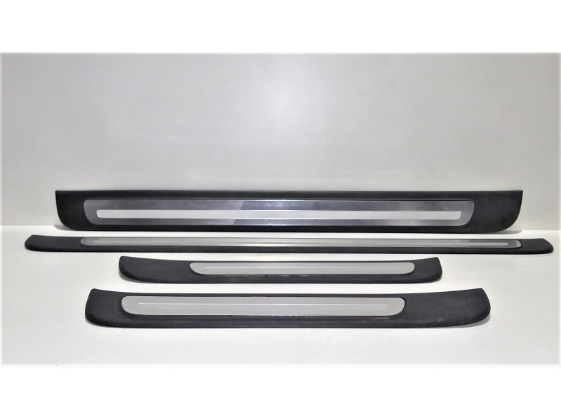 Recambio de molduras delanteras para audi a4 avant (8k5) (2008) básico referencia OEM IAM 8K0853375B 48512 