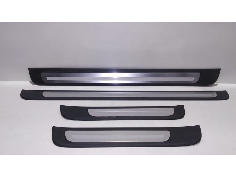 Recambio de molduras delanteras para audi a4 avant (8k5) (2008) básico referencia OEM IAM 8K0853375B 48512 