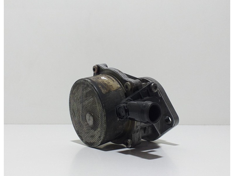 Recambio de depresor freno / bomba vacio para renault trafic caja cerrada (ab 4.01) l1h1 caja cerrada, corto referencia OEM IAM 