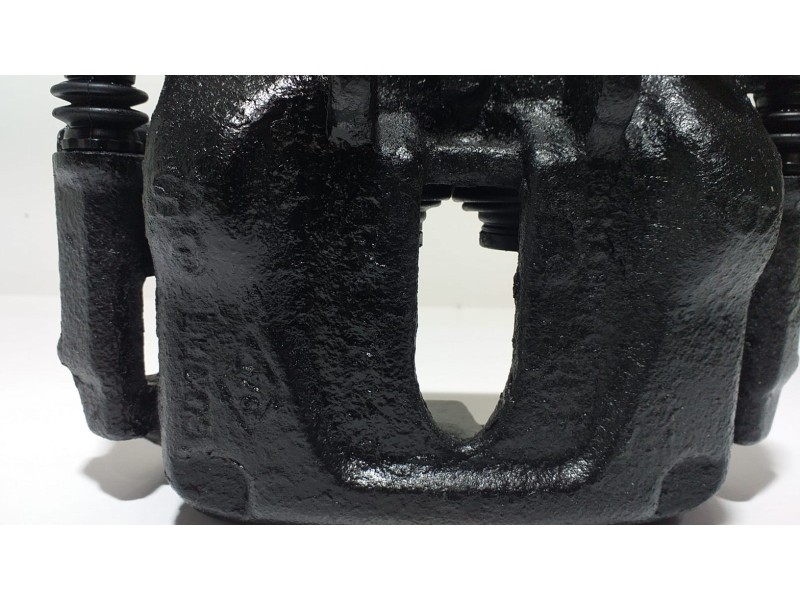 Recambio de pinza freno delantera izquierda para nissan primastar (x83) combi, 6 plazas, batalla corta referencia OEM IAM 770105
