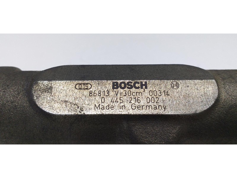 Recambio de rampa inyectora para bmw serie 7 (e38) 730d automático referencia OEM IAM 0445216002 67415 