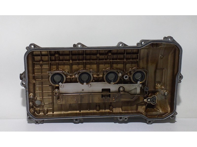 Recambio de tapa balancines para toyota auris hybrid active referencia OEM IAM 2ZRFXE 67421 