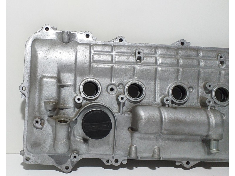 Recambio de tapa balancines para toyota auris hybrid active referencia OEM IAM 2ZRFXE 67421 