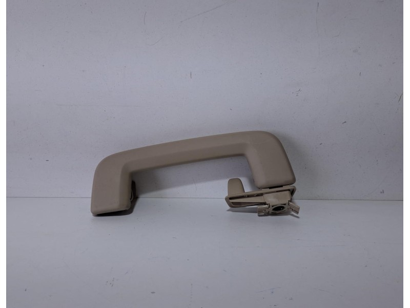 Recambio de maneta interior trasera derecha para volvo xc60 2.4 diesel cat referencia OEM IAM D5244T14 77020 