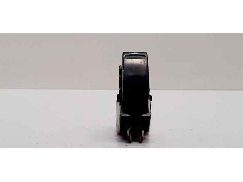 Recambio de mando elevalunas trasero izquierdo para nissan x-trail (t30) comfort plus referencia OEM IAM YD22ETI 43806 