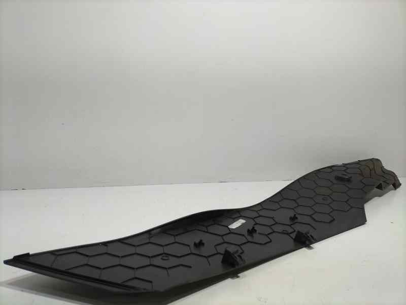 Recambio de molduras delanteras para seat leon (5f1) reference referencia OEM IAM 5F1868432A 83759 