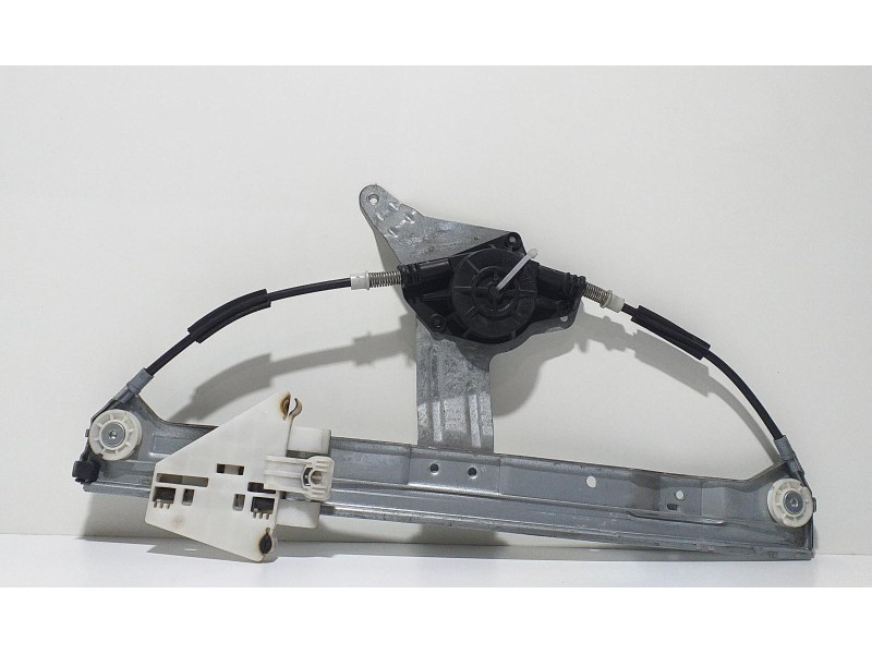 Recambio de elevalunas trasero izquierdo para smart forfour cdi (70kw) referencia OEM IAM OM639939 56785 