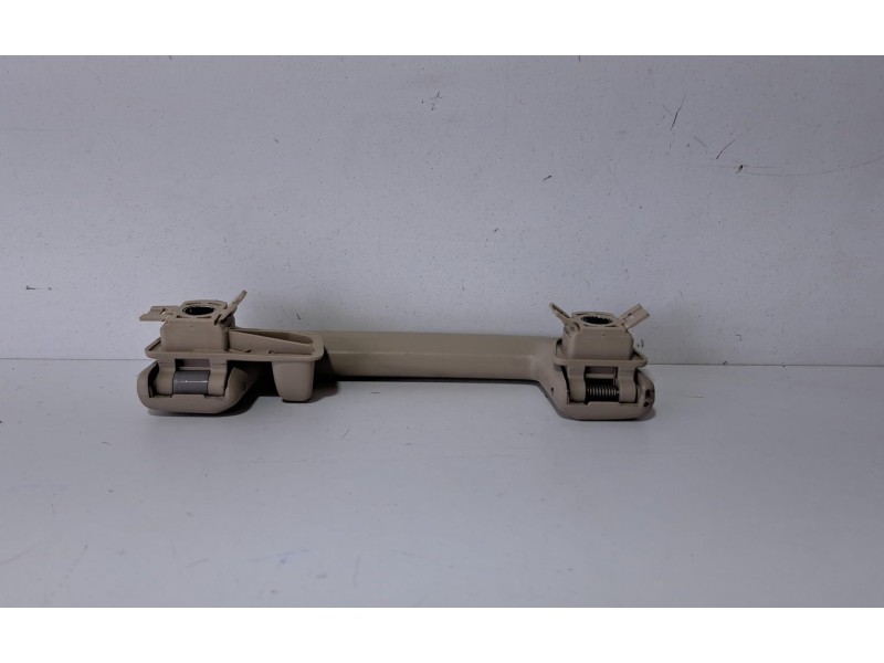 Recambio de maneta interior trasera izquierda para volvo xc60 2.4 diesel cat referencia OEM IAM D5244T14 77022 