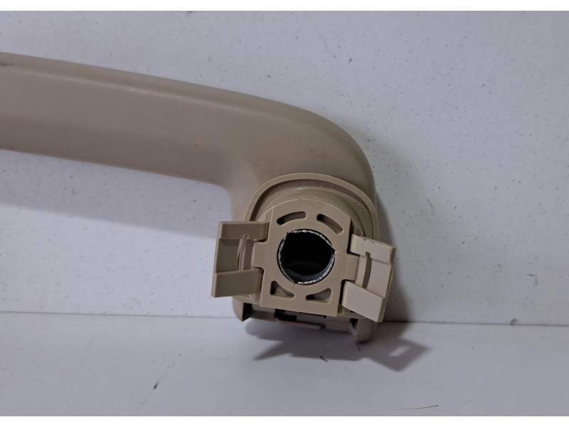 Recambio de maneta interior trasera izquierda para volvo xc60 2.4 diesel cat referencia OEM IAM D5244T14 77022 